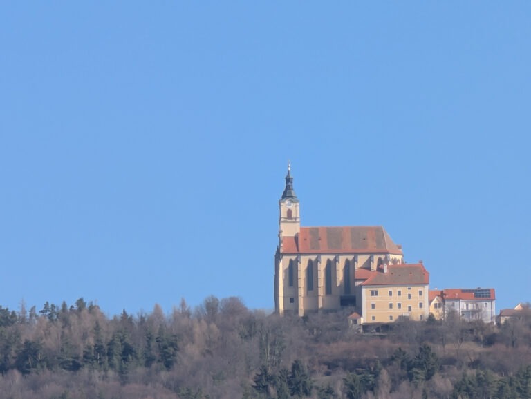 Ballonfahrt in der Nähe über der Steiermark-Pöllauberg